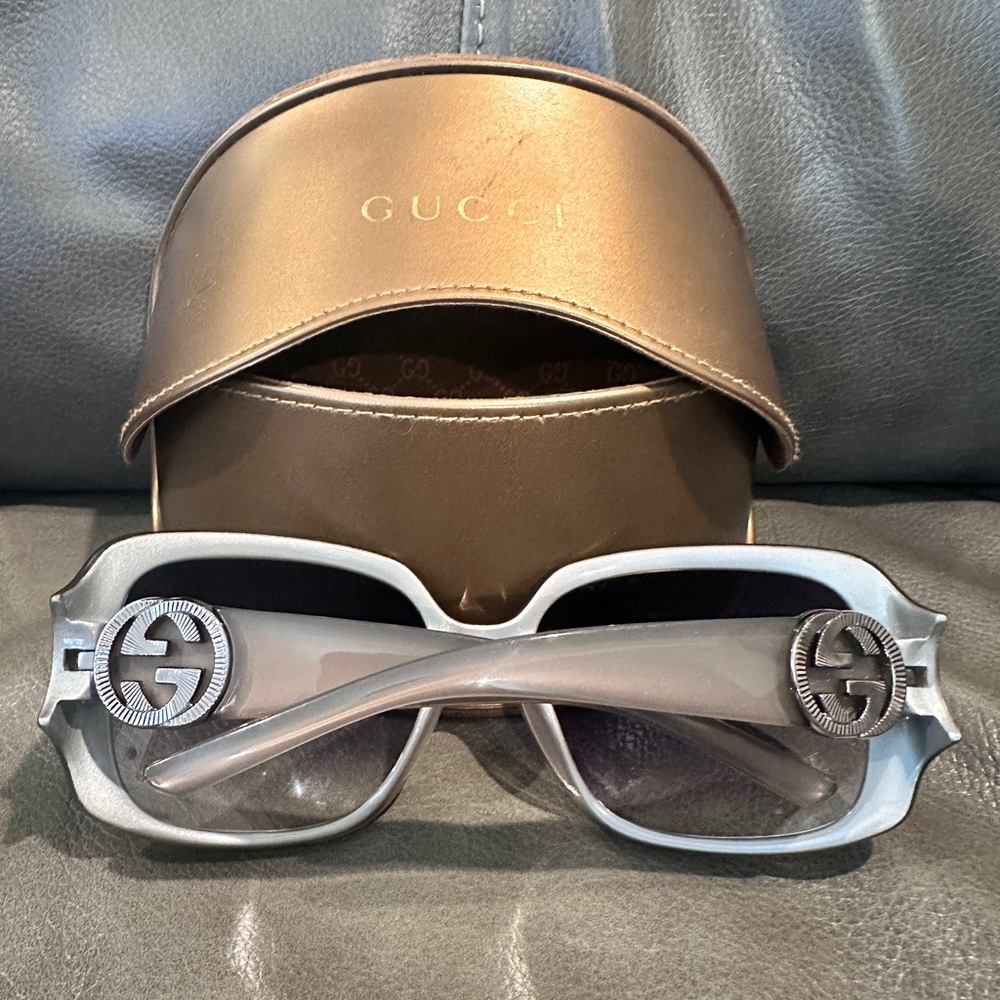 Gucci Sunglasses with Gold Case